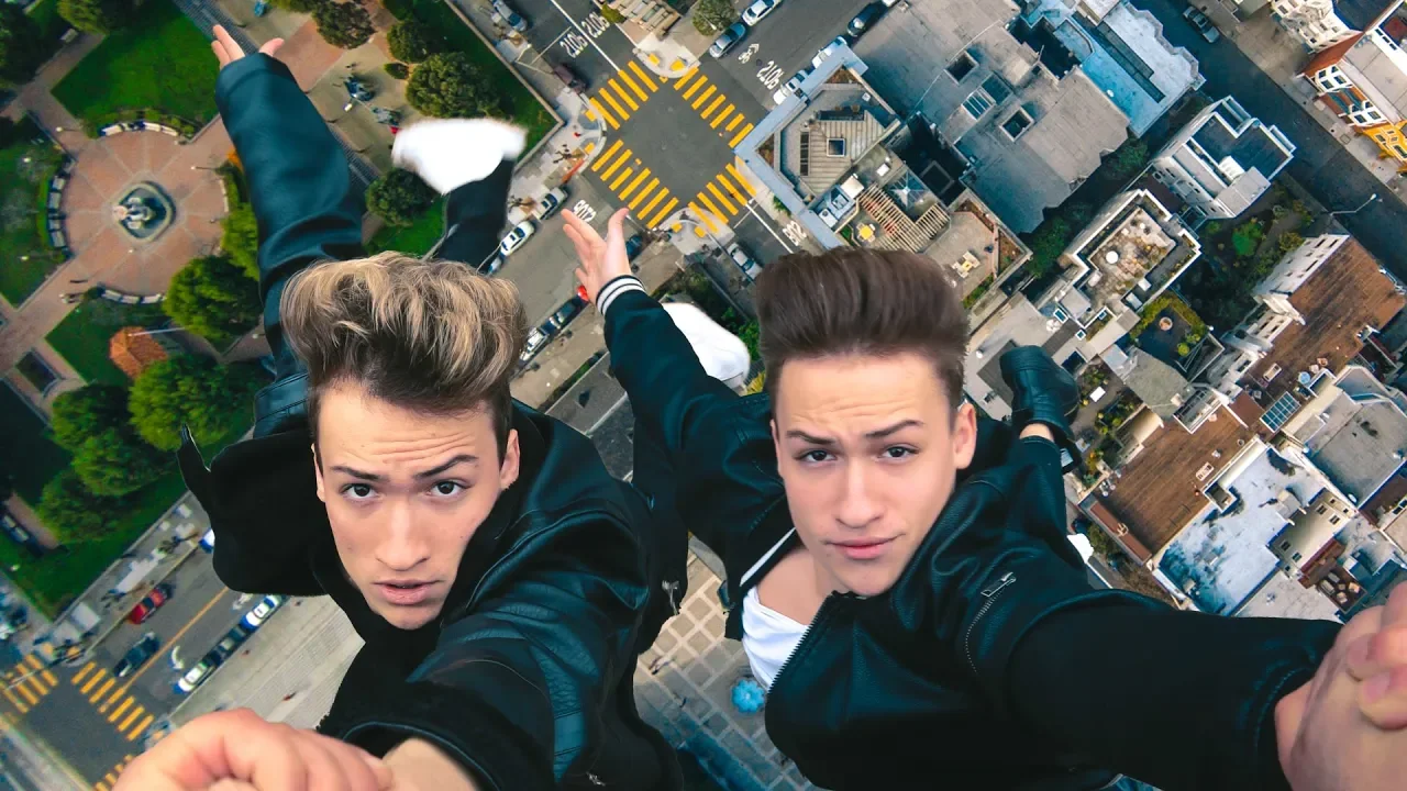 Fratii Munteanu - Dublu (Original Radio Edit)