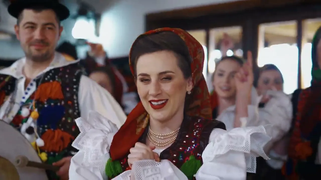 Oana Font - Numa' adevaru-mi place