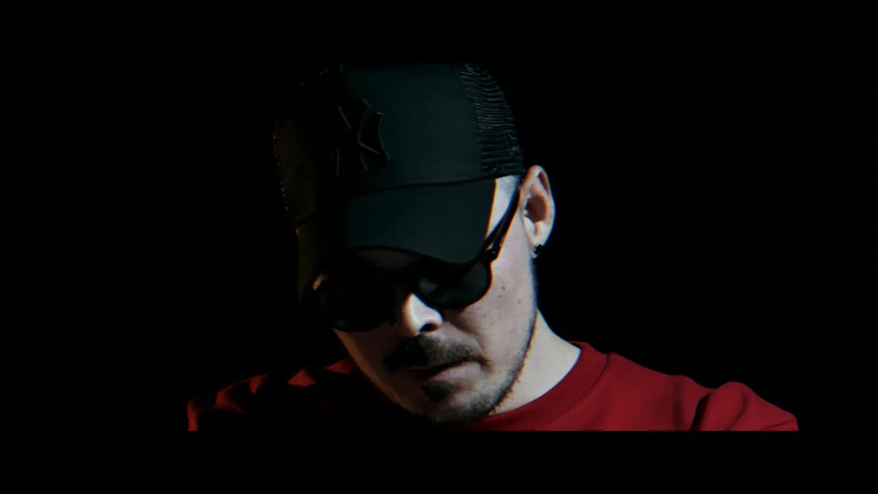 ZHAO - CINE O FI SI ASTA (feat. DJ Amilly)