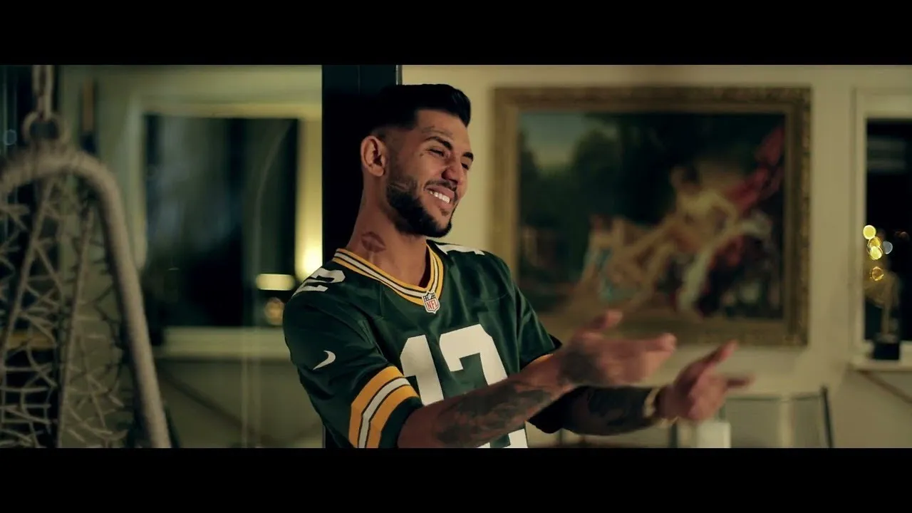 Nikolas Sax - Tu ma faci fericit (Video Original)