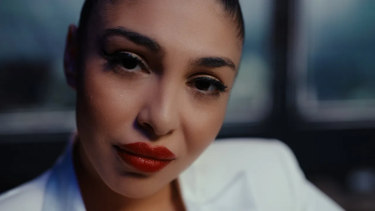 Emi Hit - Am fixat postarea 2025