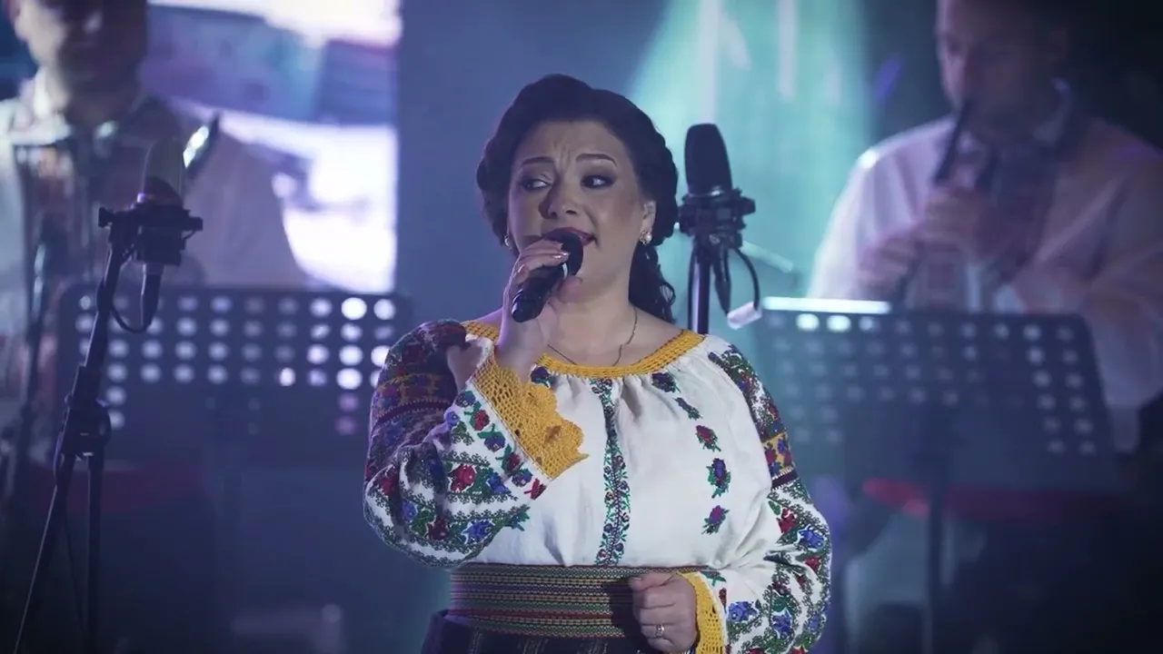 Laura Olteanu - Preacurata cauta