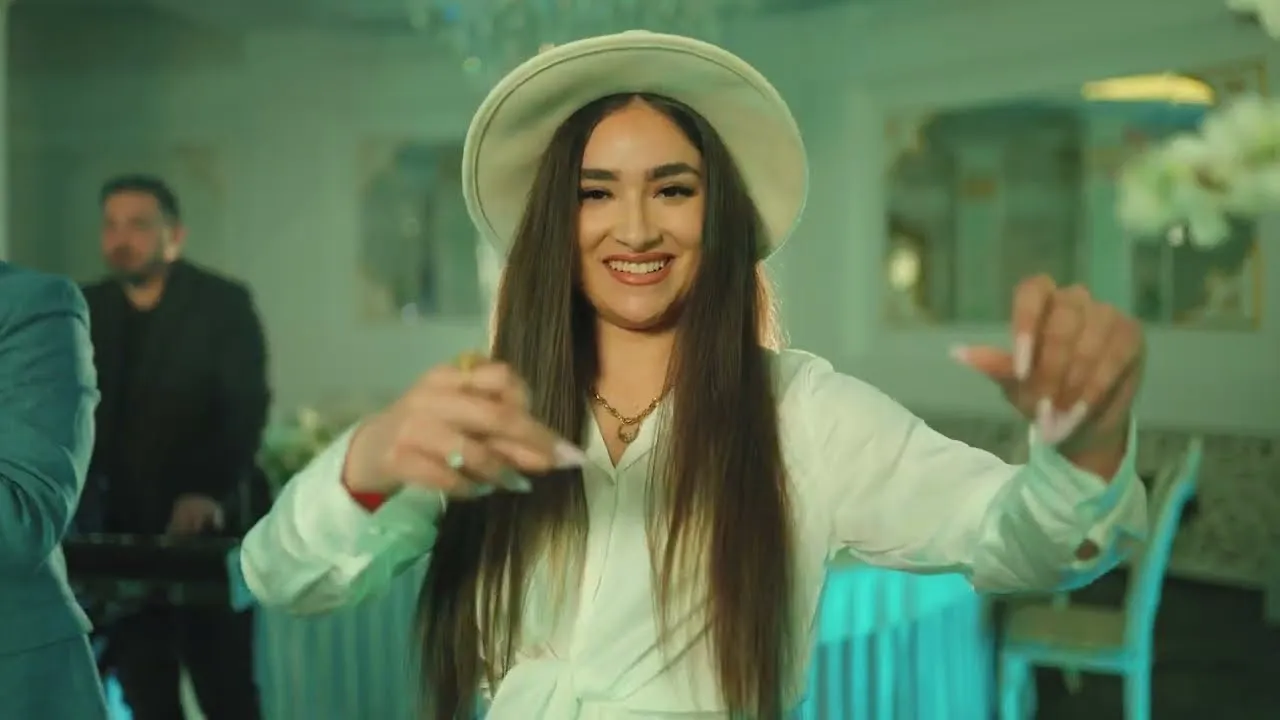 Darius Parna - Familia mea (Video Original)