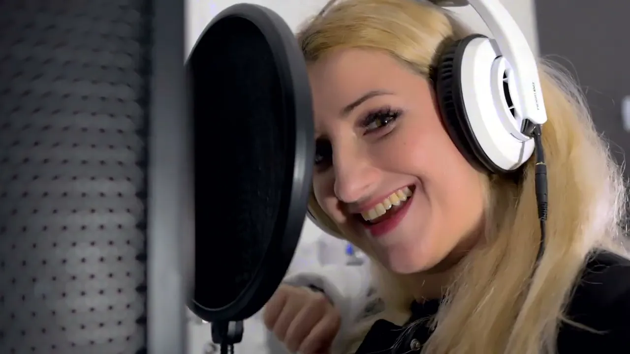 Camelia Grozav - Tu Esti Martisorul Meu (Originala 2023)