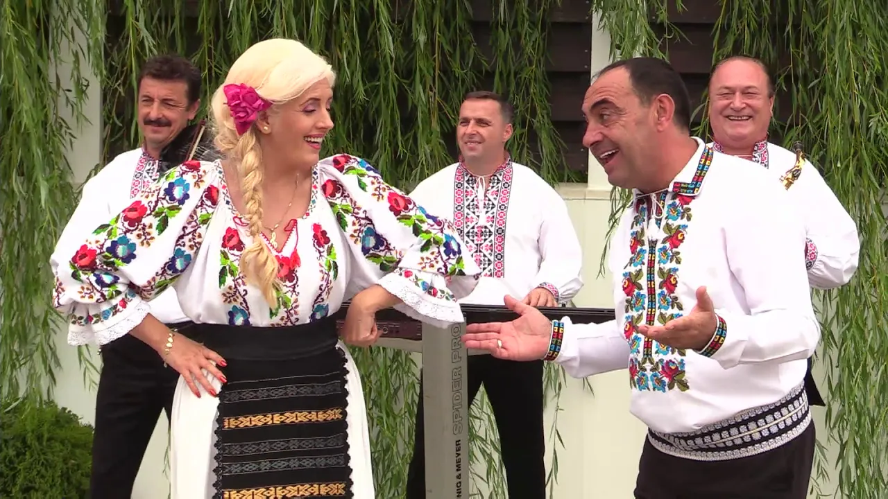 Simi Deac si Geanina Nana-Buzan - Padurarii mei