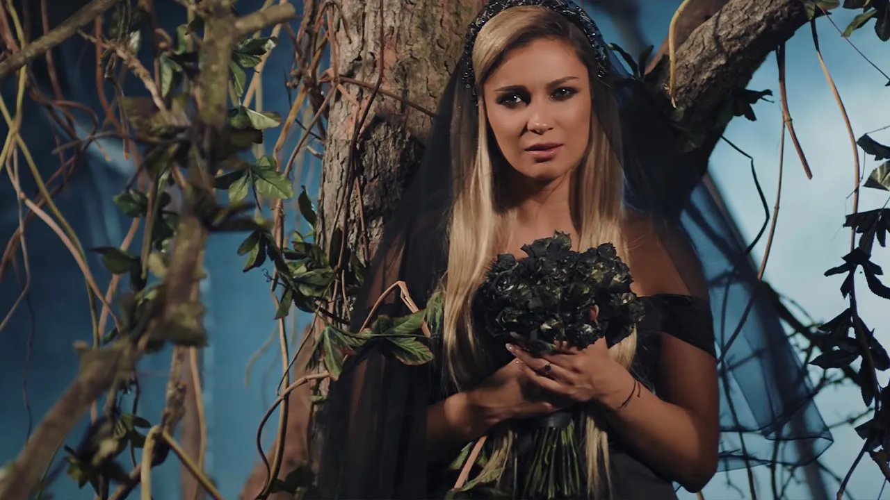 LORA - Daca dragostea (Original Radio Edit)