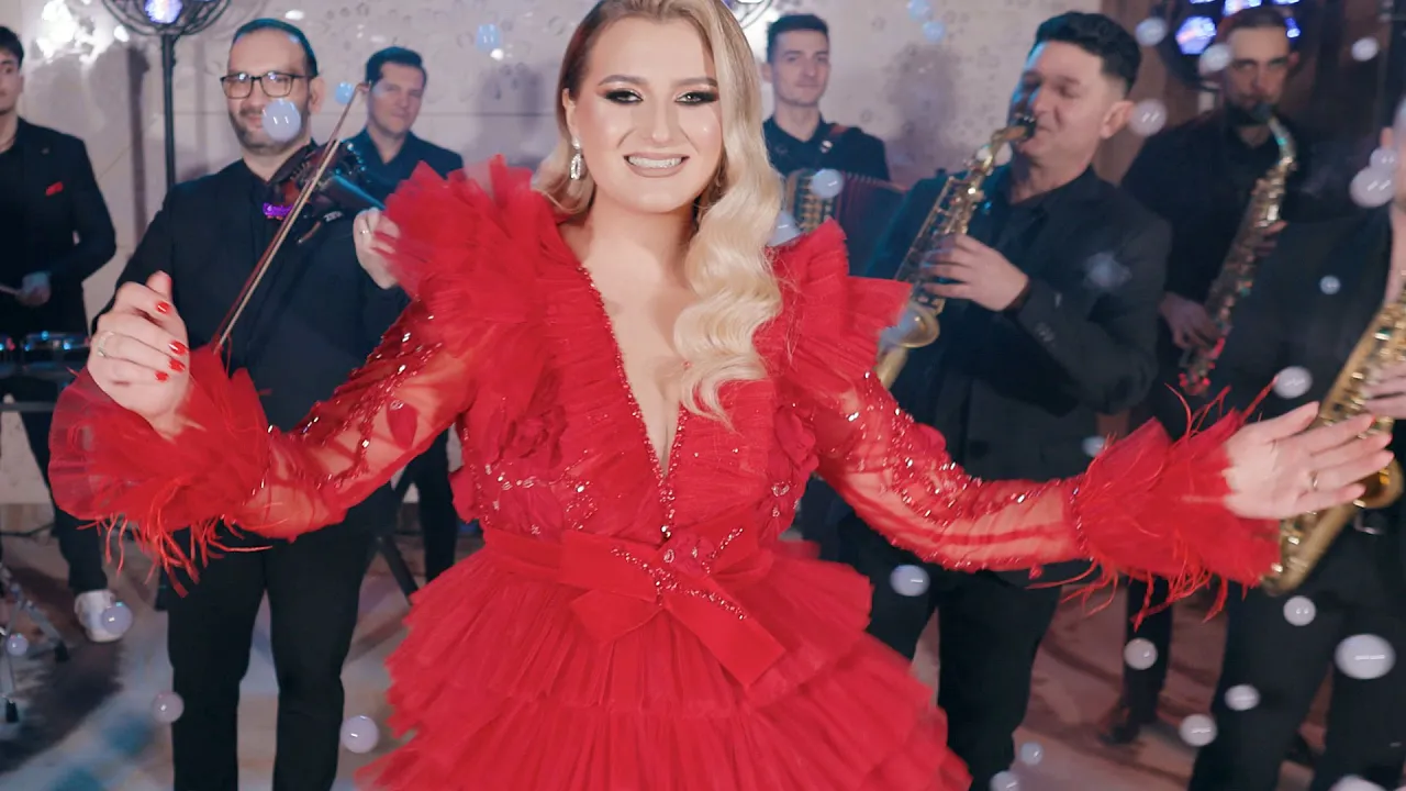 Lavinia Maris - Colaj manele 2023