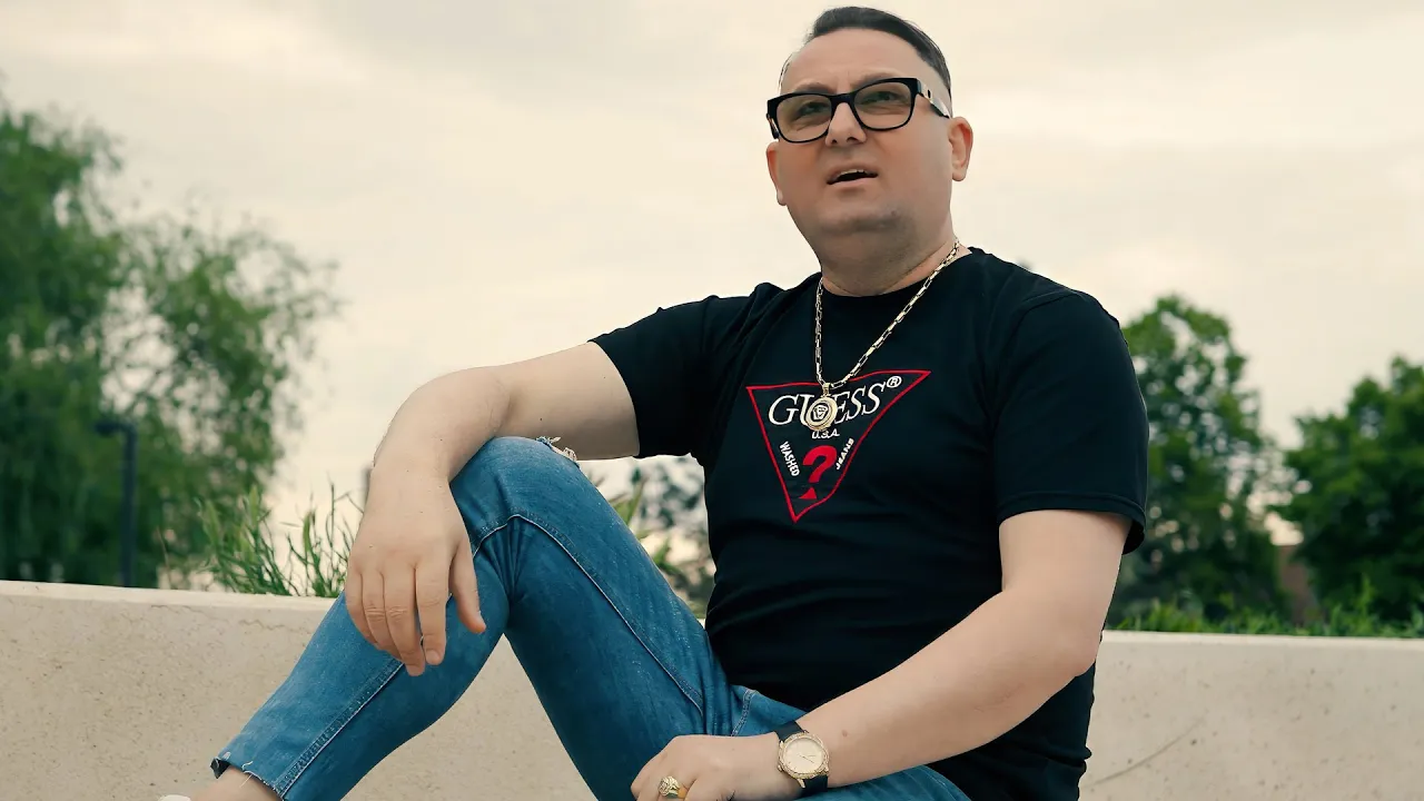 Bobby Rostas - Esti cafeaua cu parfum