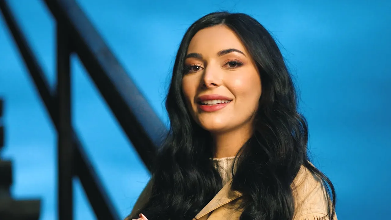 Roberta Miclaus - Nu-mi pare rau daca mor (Video Original)