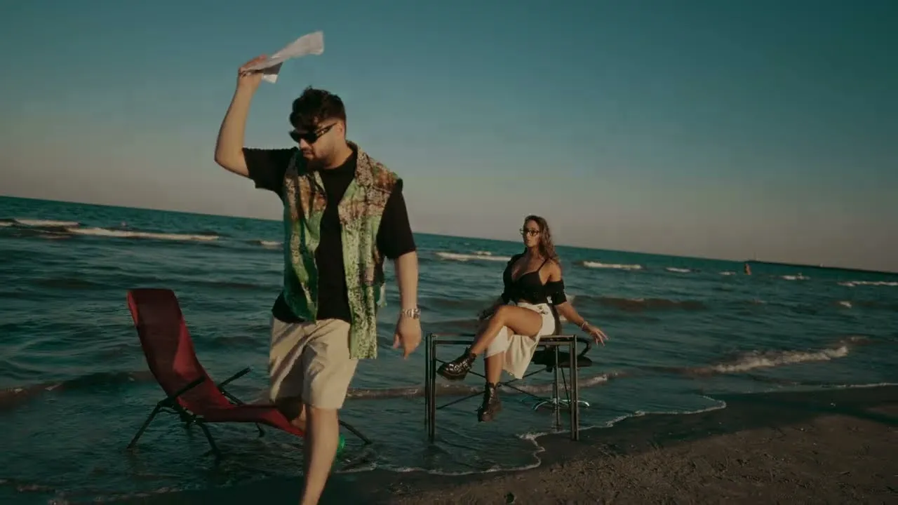 Iuly Neamtu - Corporatista (Video Original)