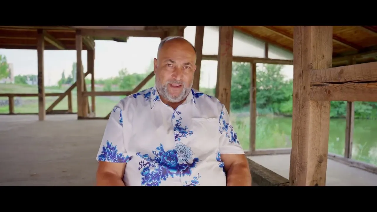 Sorin Necunoscutu - Ce maimuta figuranta, Pe Sinesti Pe Magistrala, Curva din secolu 21