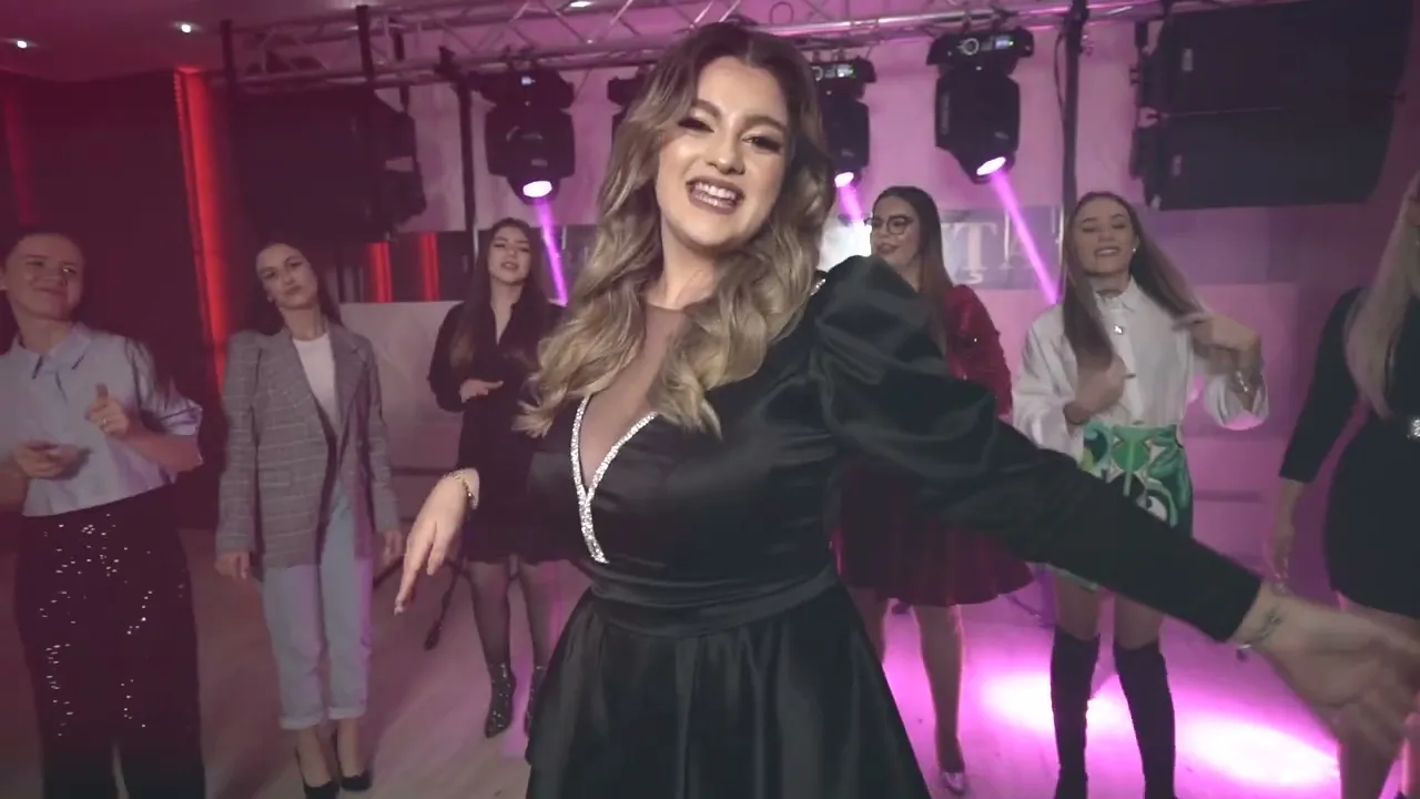 Carina Ioana - Viata merita traita