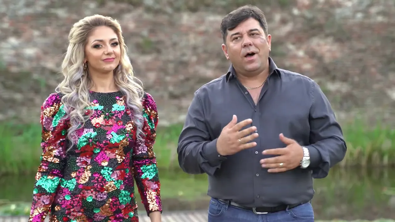 Ghita Munteanu & Ionela Pascu - Cand rostesc numele tau