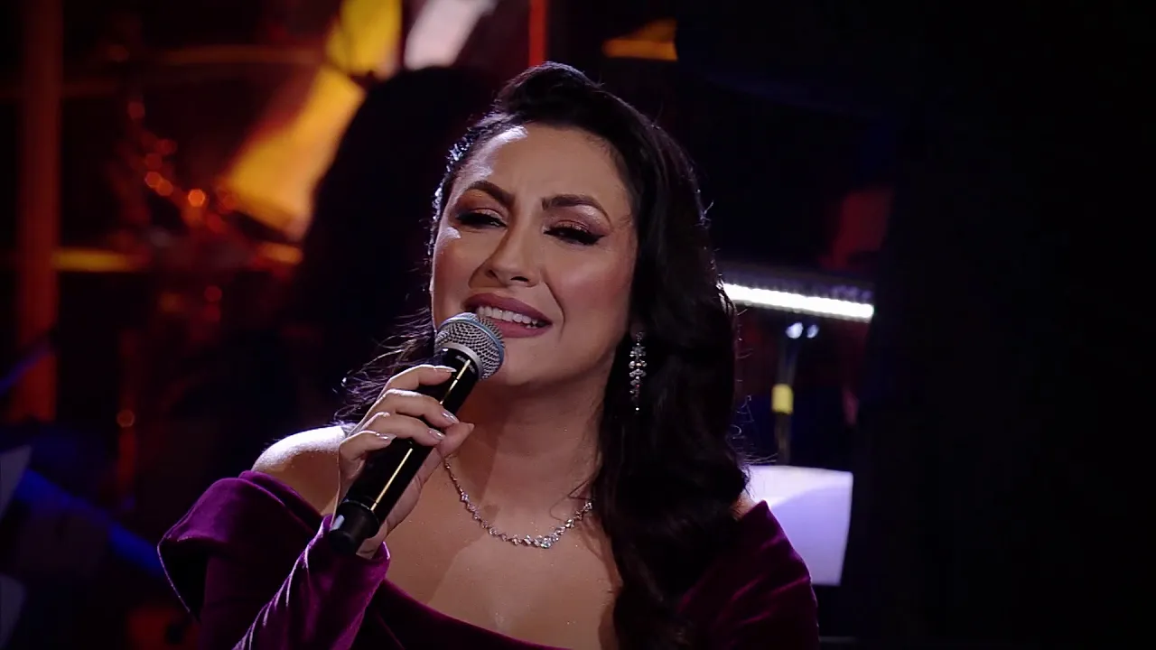 Andra & Mircea Radu - It's Beginning To Look A Lot Like Christmas (Live La Opera Nationala)
