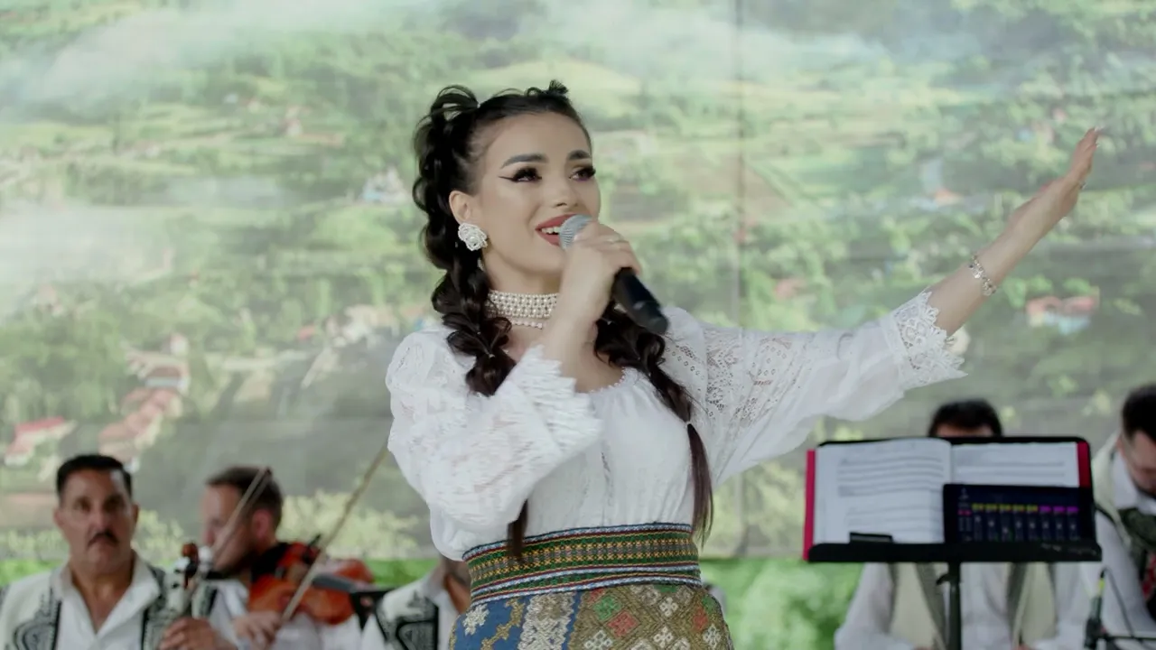 Andreea Mihutescu si Marius Paganiny Super SHOW 2024