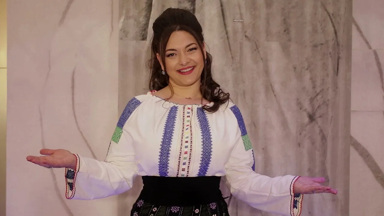 Laura Olteanu & Taraful - De joc si voie buna