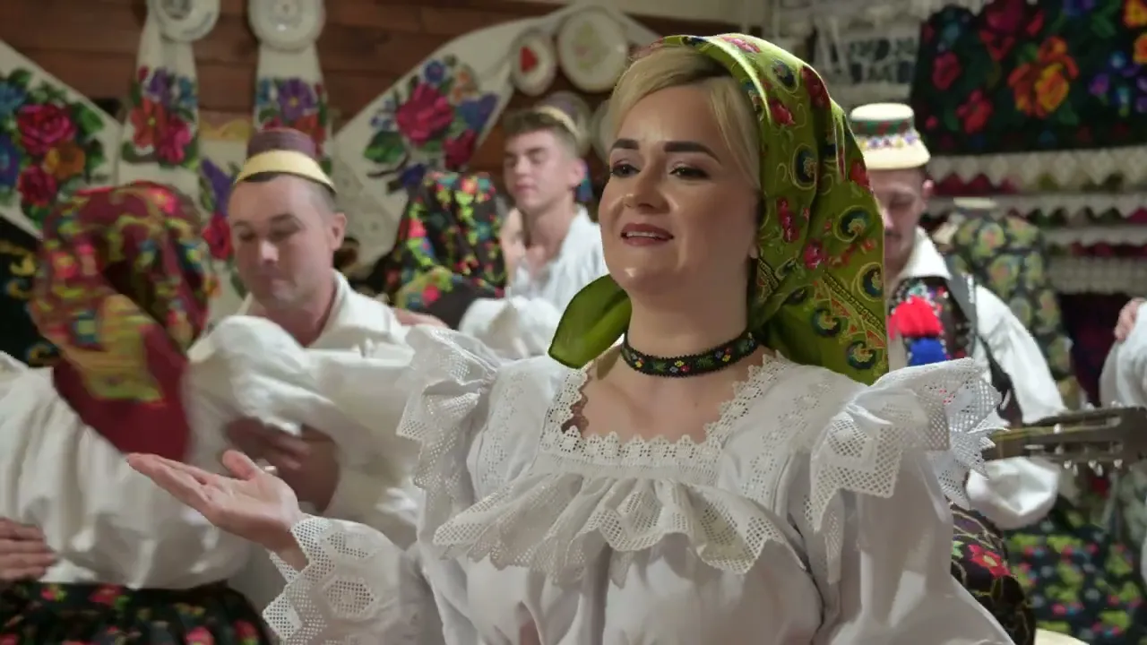 Maria Canta - Ceteruca m-am gandit