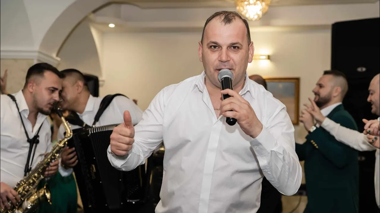 Cel mai nou x Colaj de Ascultare - Cristi Manolea