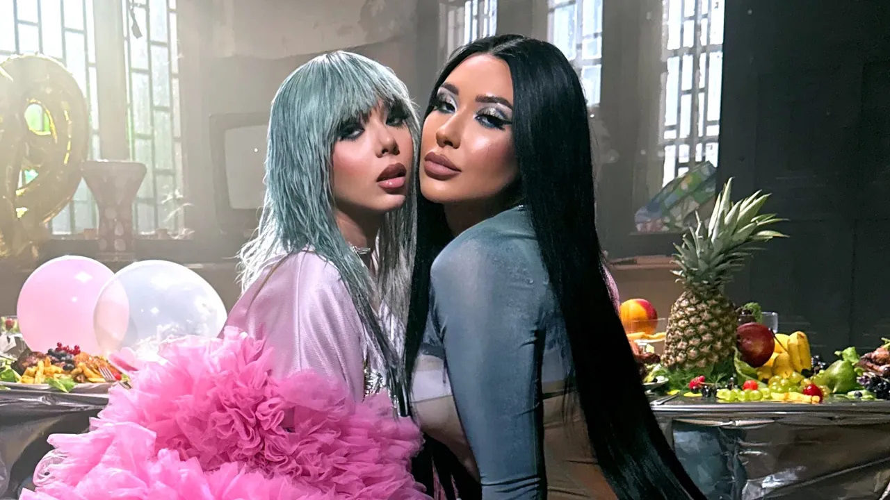 Olivia Addams, Emy Alupei - Azi e ziua mea (Video Original)