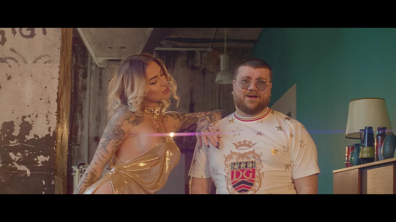 B.Piticu - Vecina de la 4 (Originala 2020)