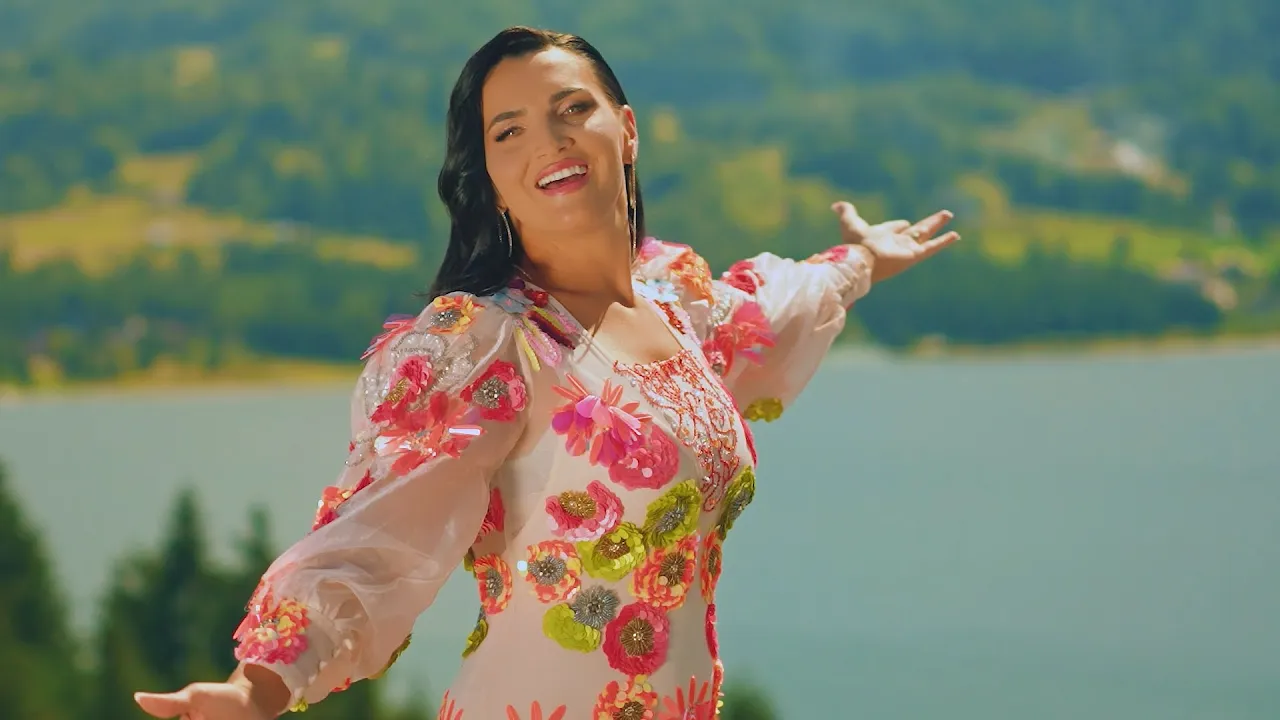 Oana Matei Coruti & Emilian Coruti - Eu sunt norocos