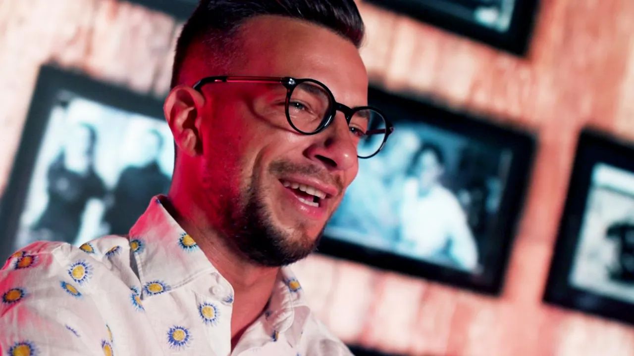 Alex de la Orastie - Asa se termina viata (Originala 2022)