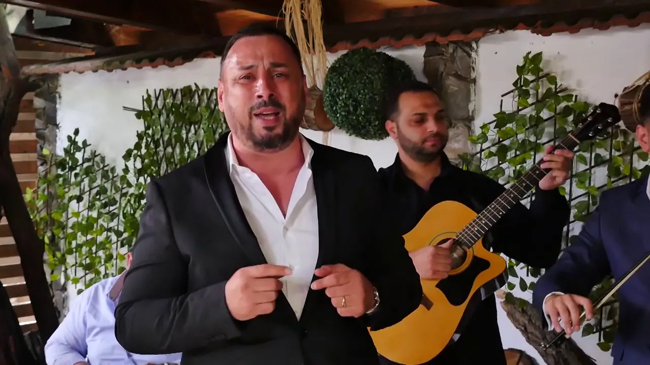 Trandafir de la Craiova - Dintr o viata chinuita