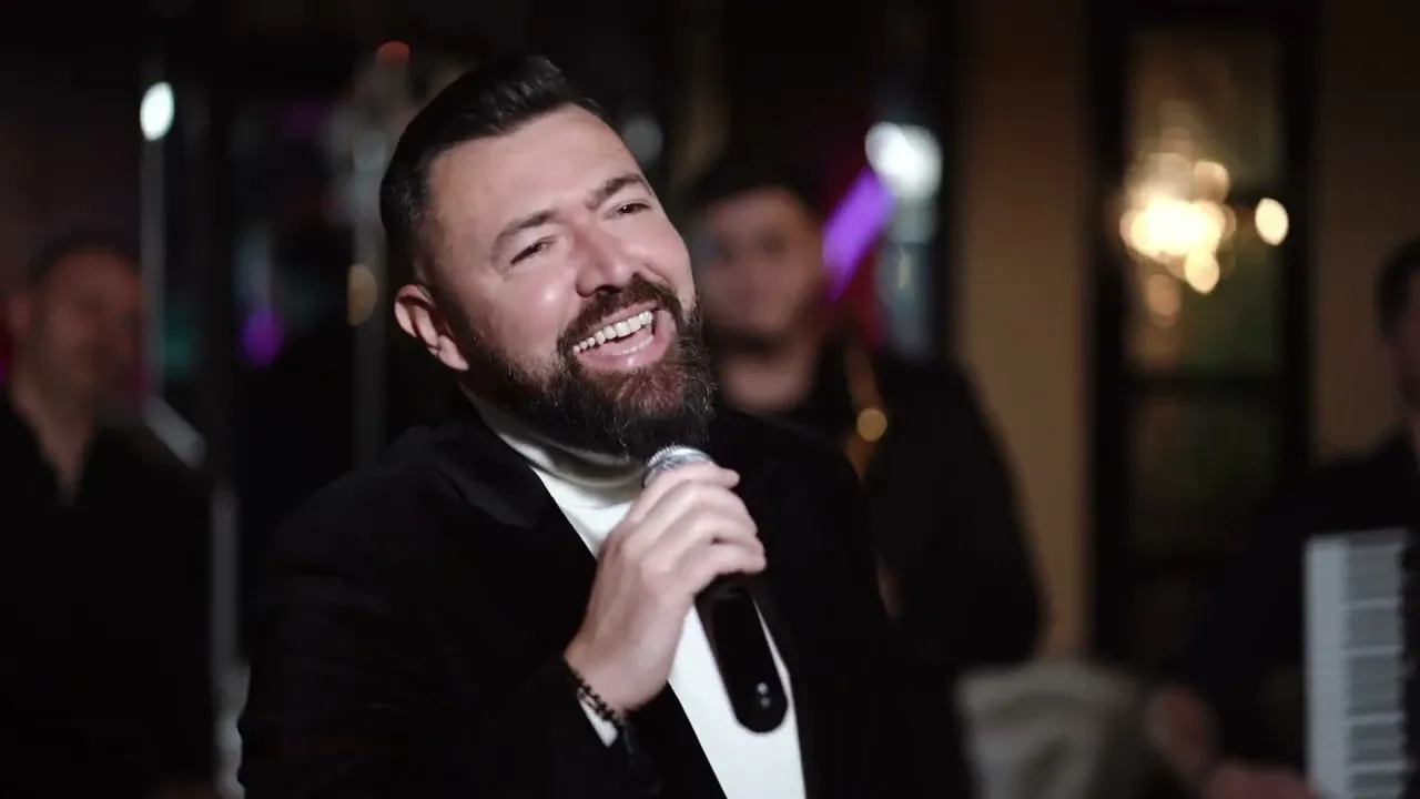 Am avut bani cu gramada x Piesa Anului 2023 - Adrian Cirstea (Video Original)