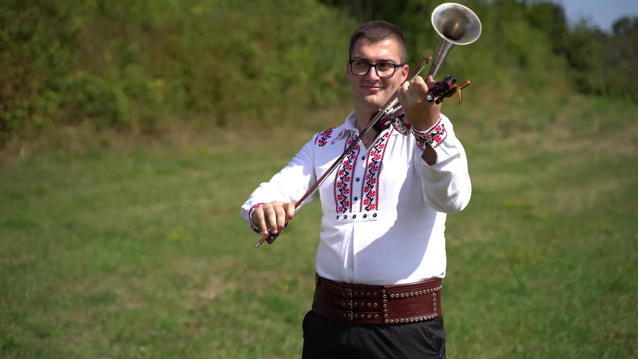 Serb Denis - Pe picior de la Beius