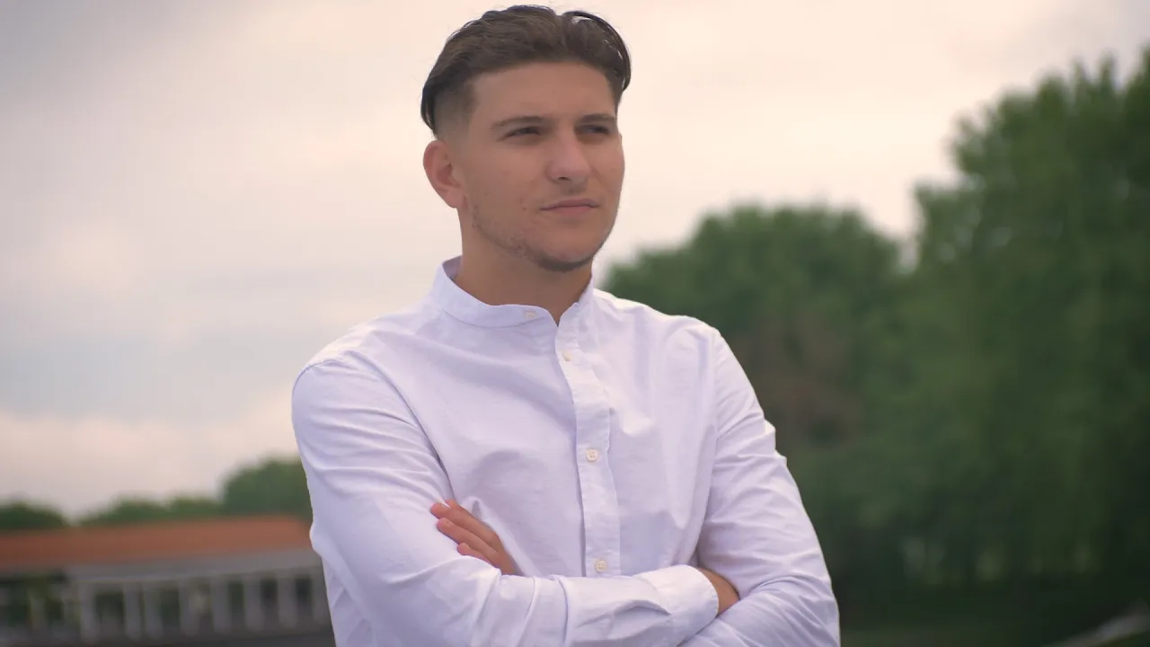 Adrian Chiriac - Iubeste-ma, cat ai sa traiesti (Originala 2021)