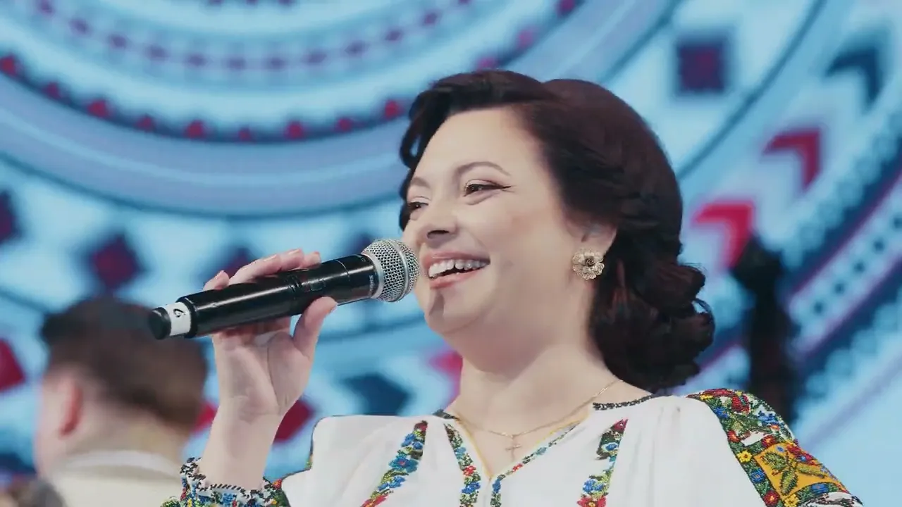 Laura Olteanu & Orchestra Ciprian Porumbescu - Traieste, lume frumos