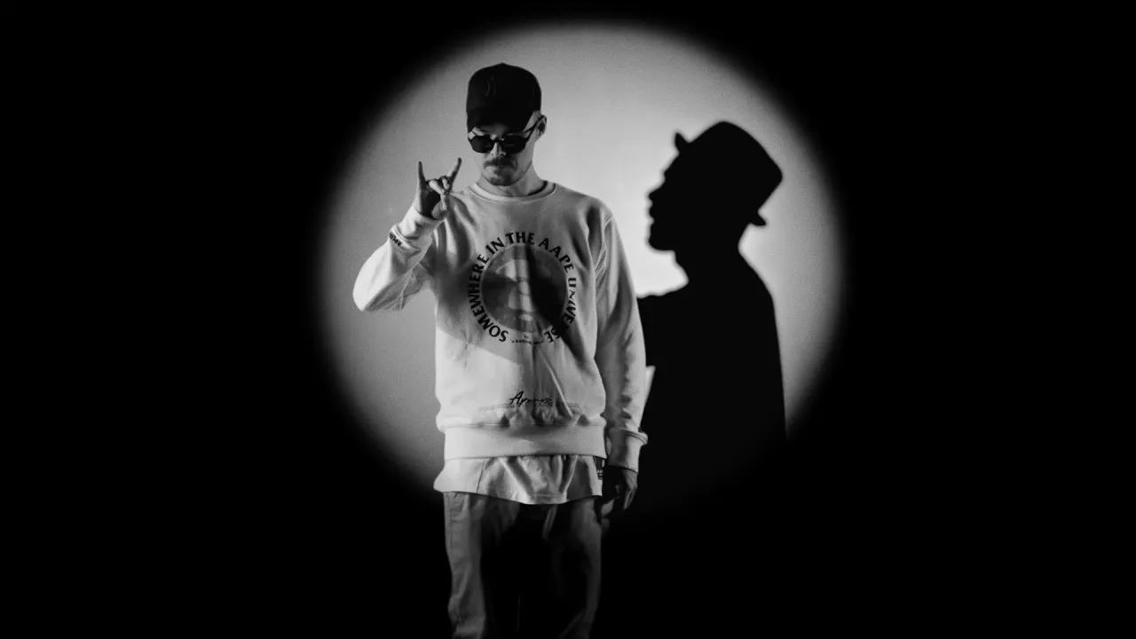 ZHAO - Facts Freestyle (Video Original)