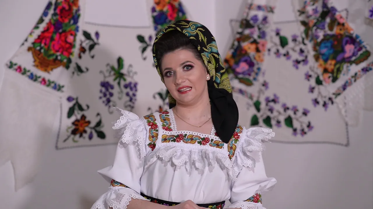Andreea Rus si Grigore Ursu - Colaj Maramures de masa