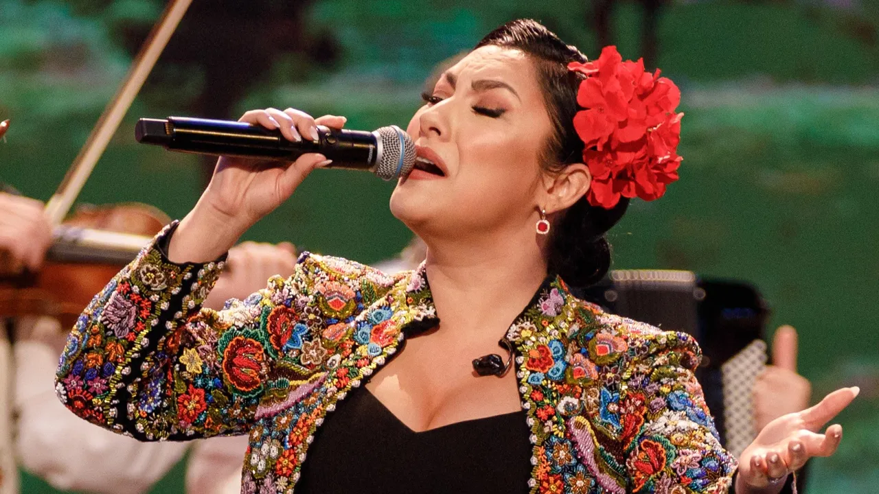 Andra & Fratii Advahov - Colaj de Folclor si Traire Romaneasca (Live)