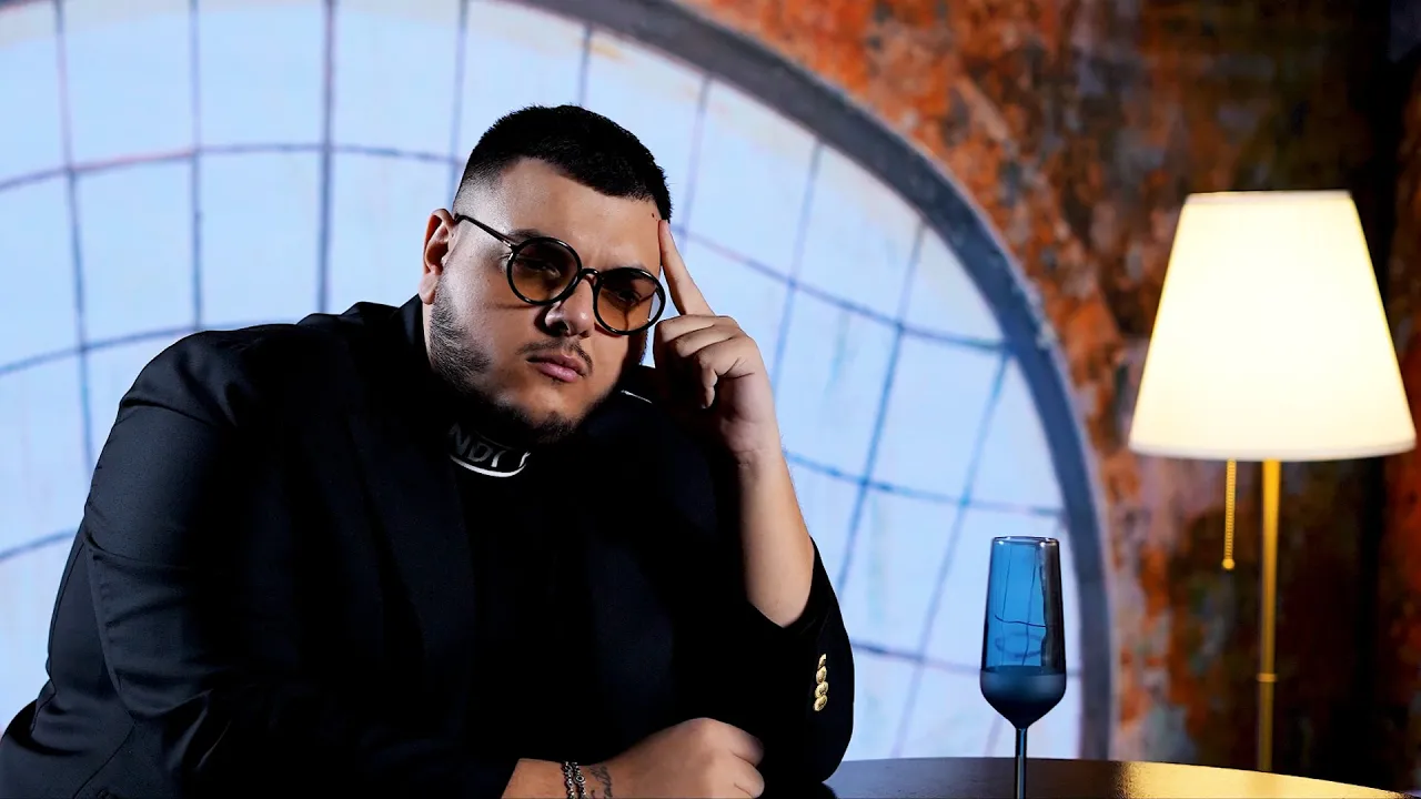 Leo de la Kuweit - Plang la o masa straina (Originala 2022)