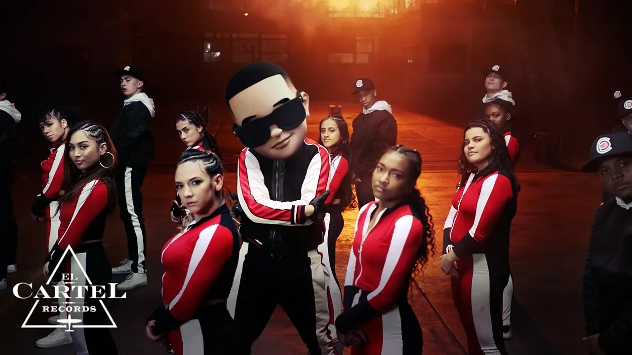 Daddy Yankee x Snow - Con Calma (Videoclip HD)