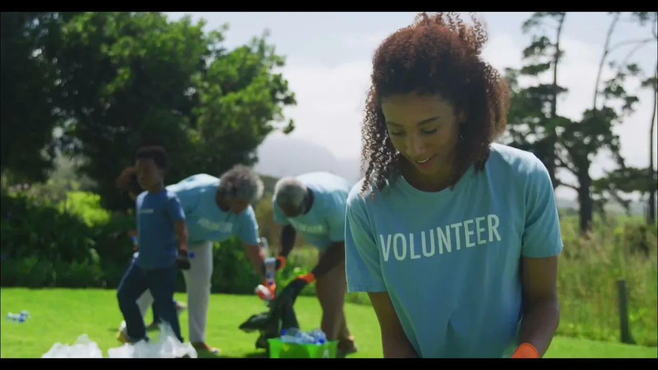 Rudi - Hai romani la reciclare