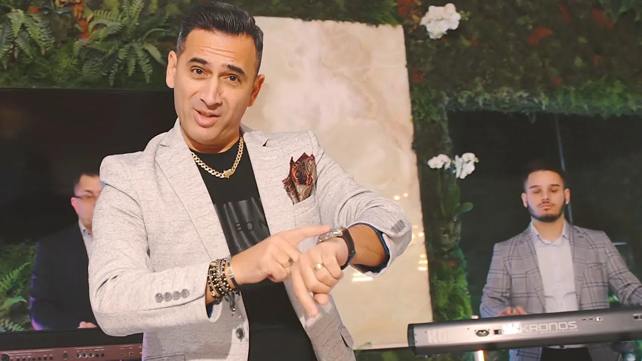 Ionut de la Campia Turzii - Mai baieti, mai cucuieti (Originala 2022)