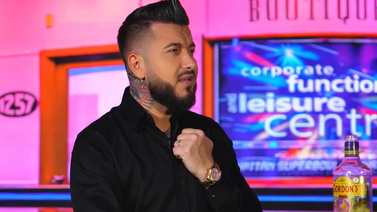 ZENYS - In mana stanga o poza (Video Original)