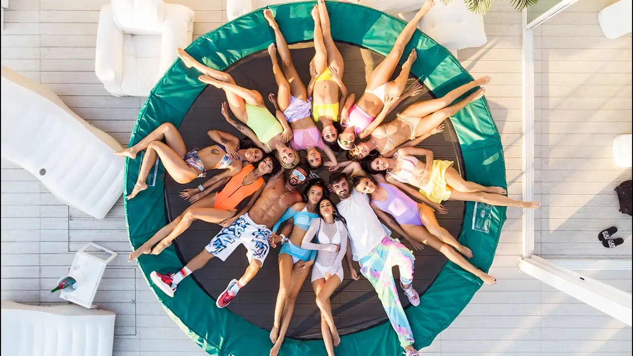 Dorian Popa feat. Liviu Teodorescu - Sar pe Noi