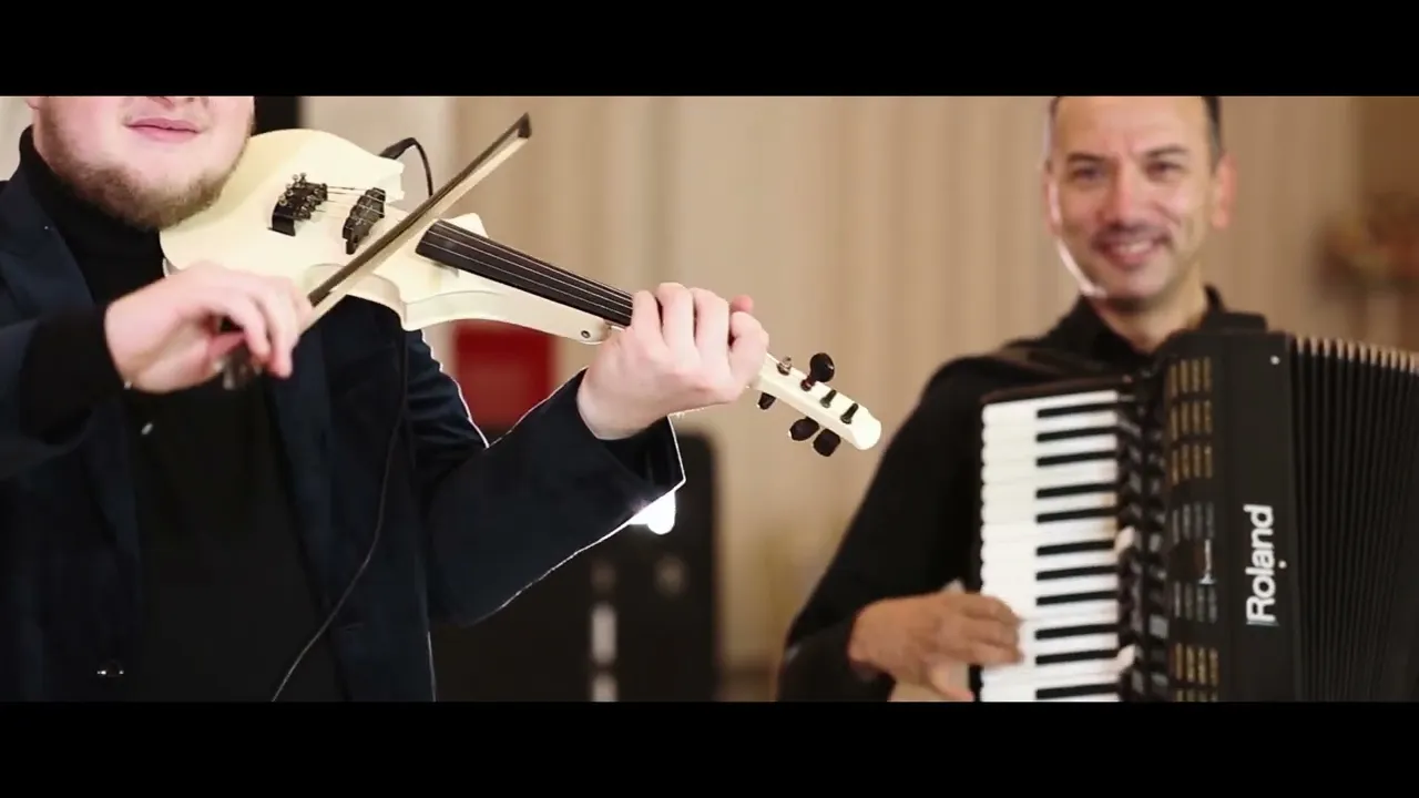 REVELION 2020 MUZICA DE PETRECERE O ORA FARA INTRERUPERE