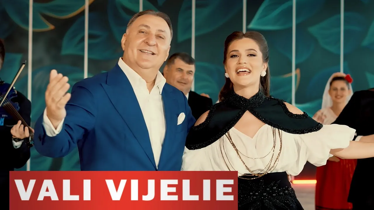 Vali Vijelie & Bianca Crenganis - Hai, hai toti prietenii la joc 2024