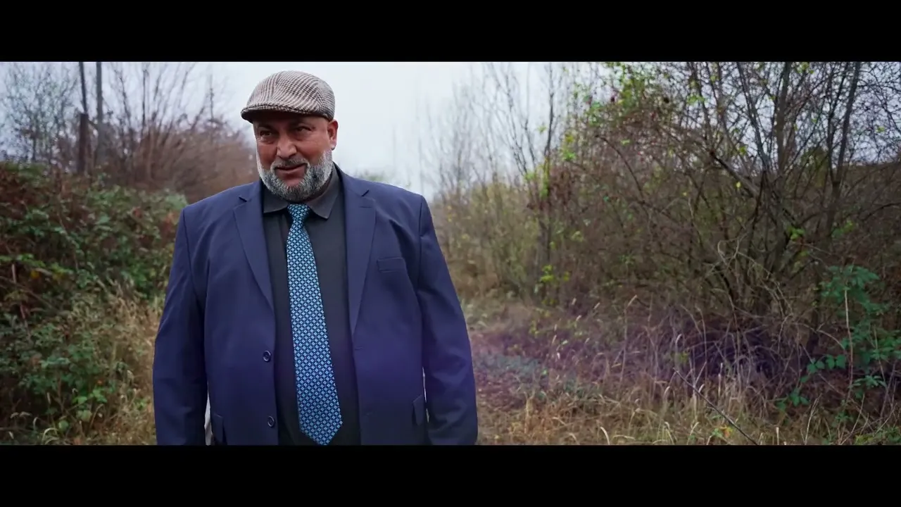 Sorin Necunoscutu - Batranea-n poarta-m bate