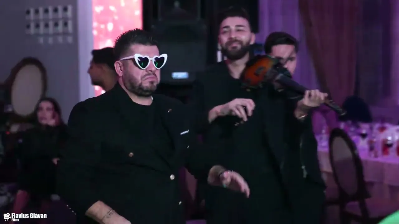 Alex de la Caracal - Balerina Capucina live