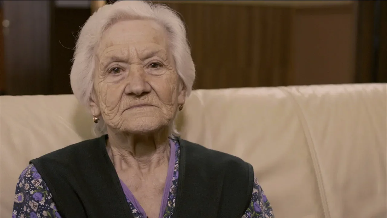 F.Charm - Mainile feat. Rucsy (Original Radio Edit)