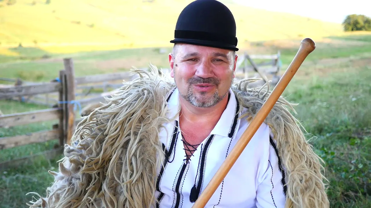 Florin Suciu - Langa mosu am ciobanit