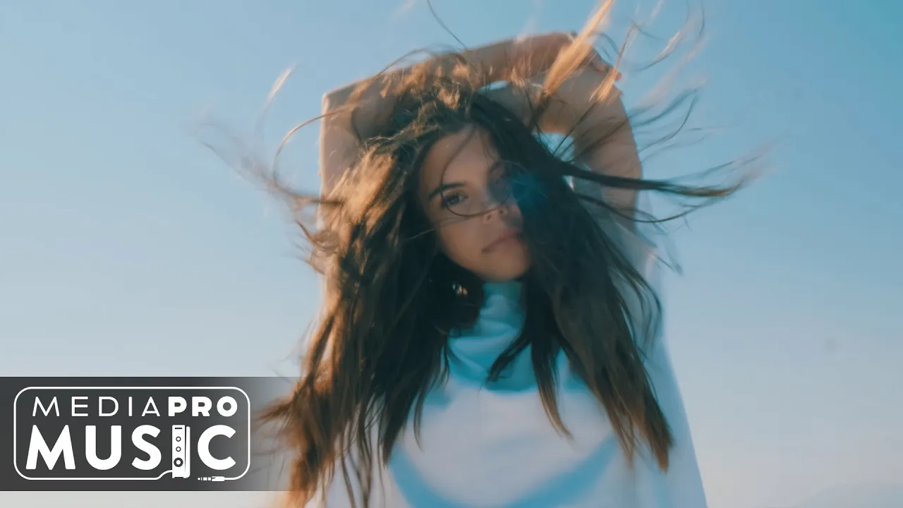 Alessiah - Love Me (Original Radio Edit)