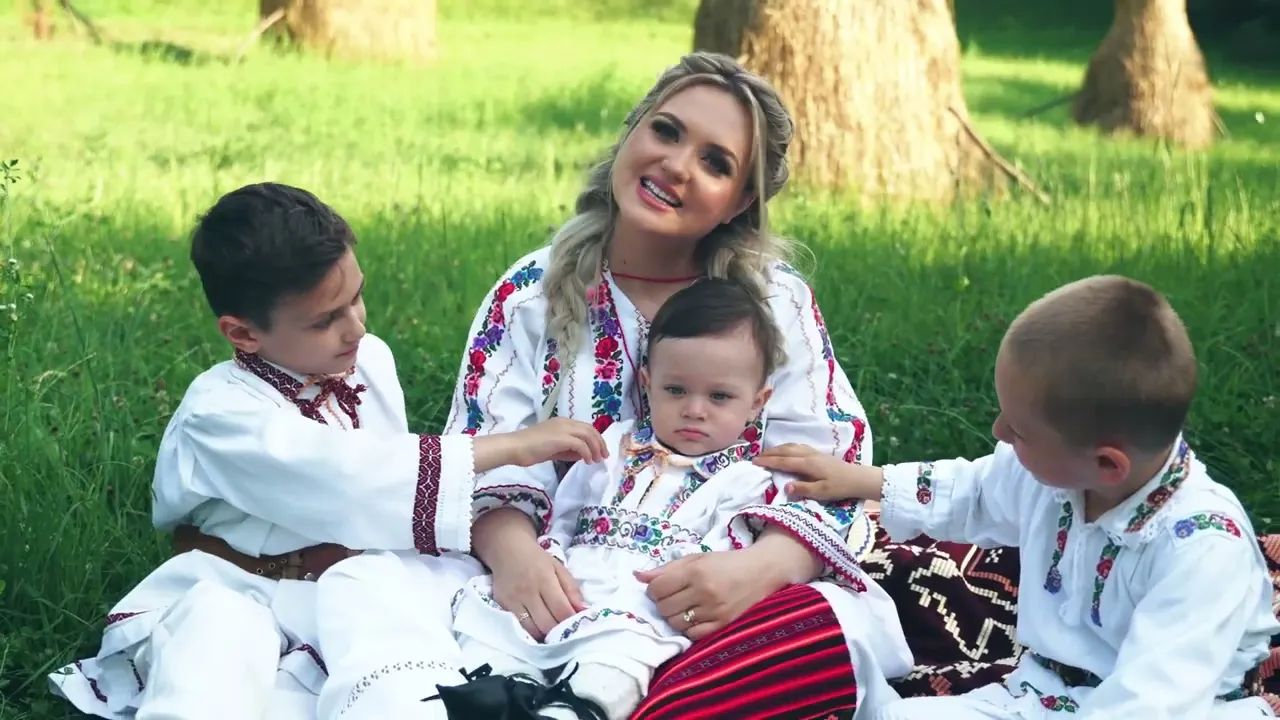 Madalina Marti - Orice mama-i fericita