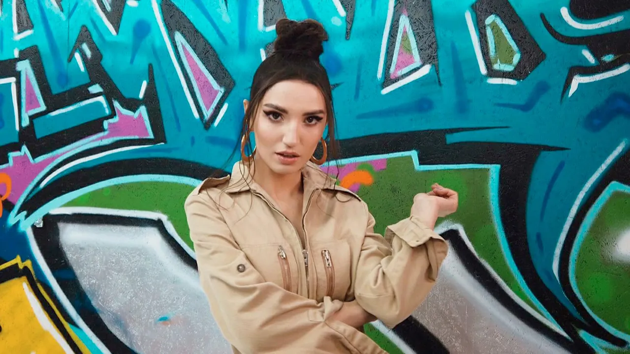 Giulie - Strada (Original Radio Edit)