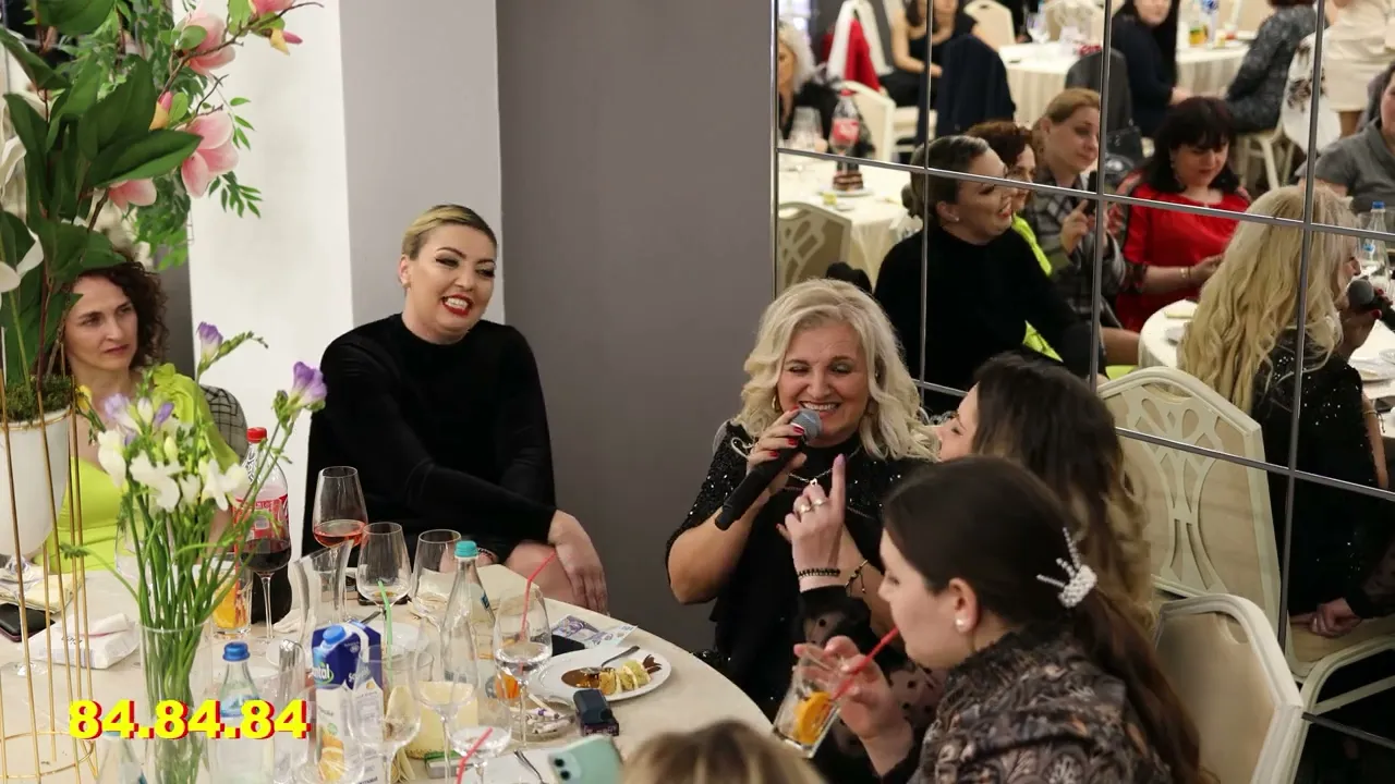 Camelia Ciuca - Pentru toate mamele din lume